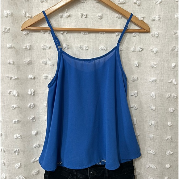 Blue Patterned Tank - Picture 5 of 5